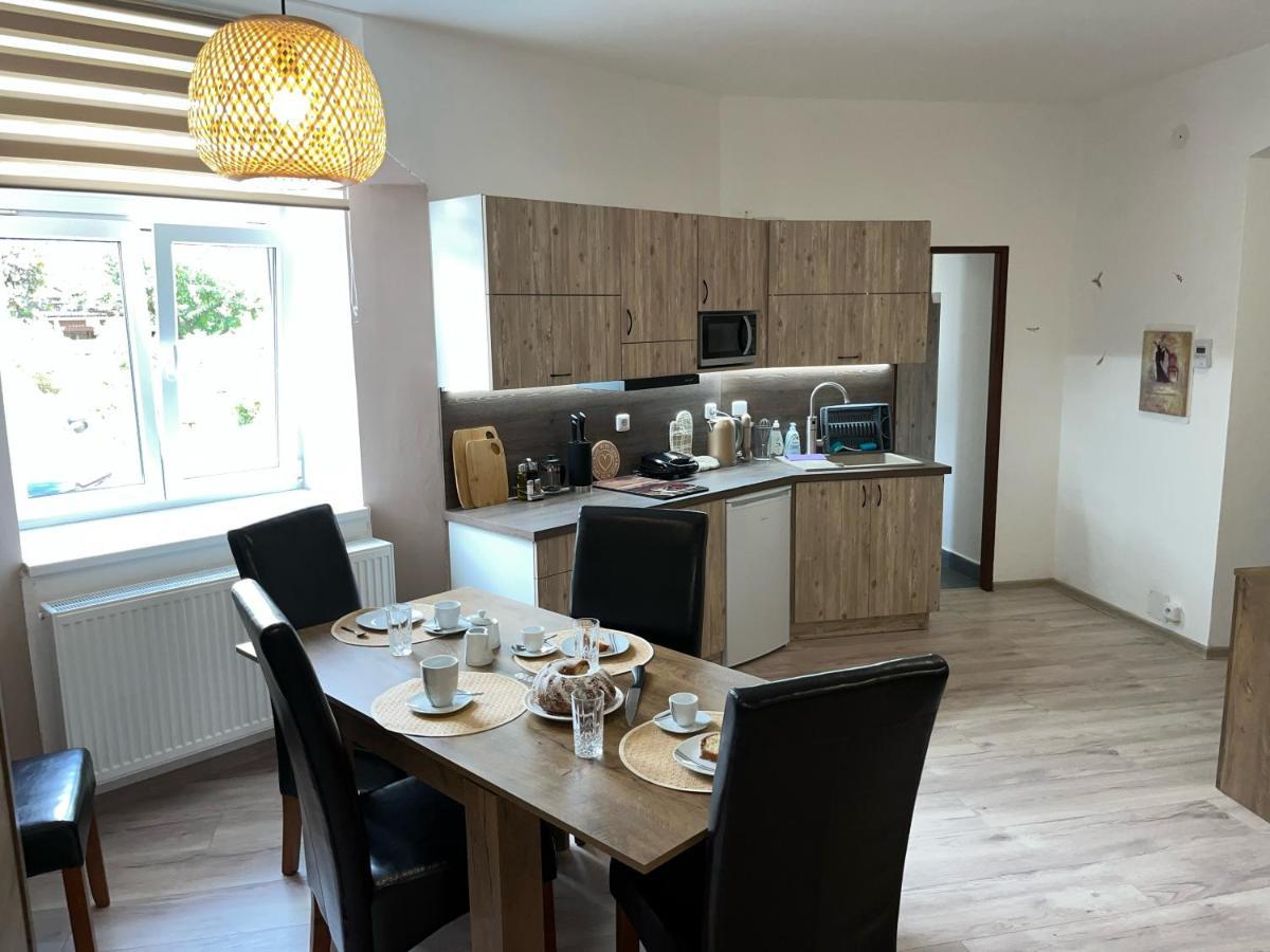 Apartmany Nezarka A Privatni Wellness Jindrichuv Hradec Εξωτερικό φωτογραφία