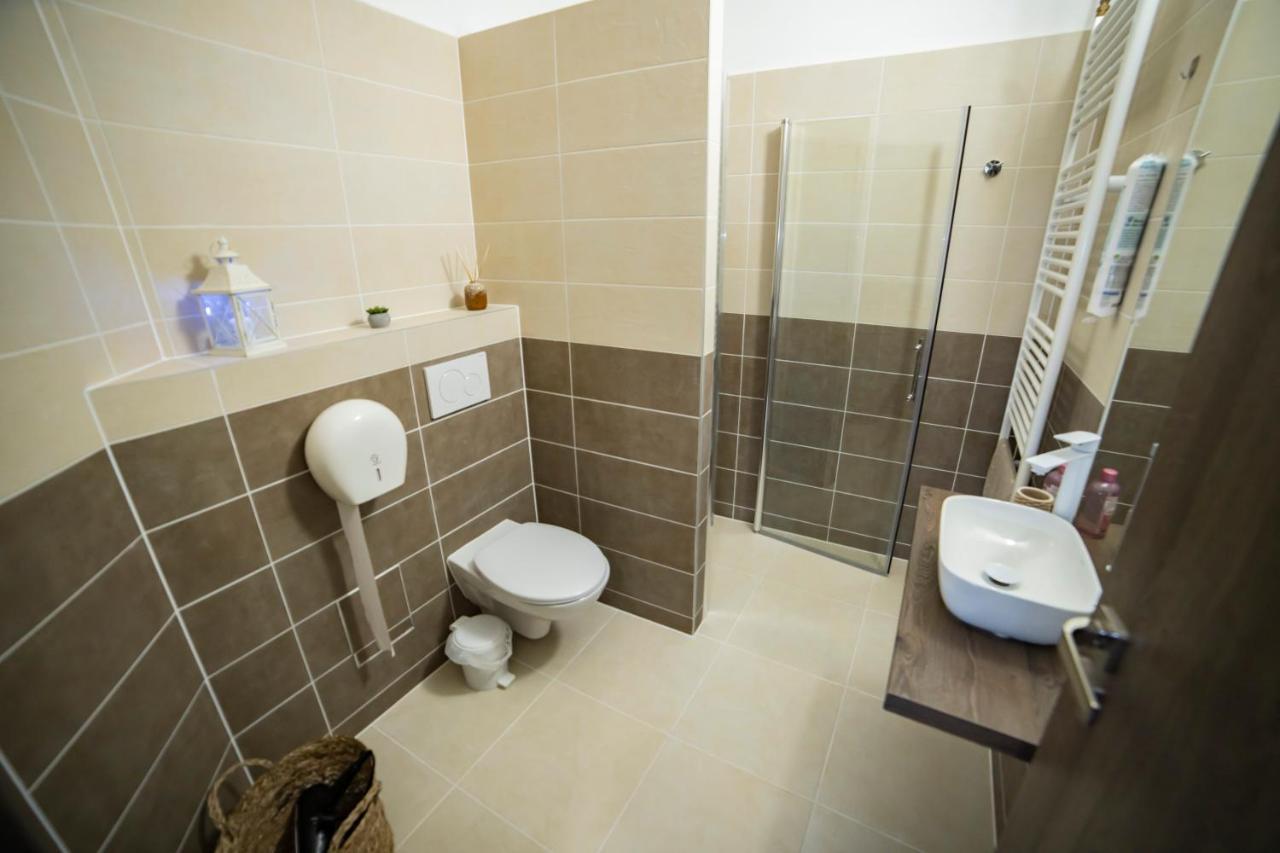 Apartmany Nezarka A Privatni Wellness Jindrichuv Hradec Εξωτερικό φωτογραφία