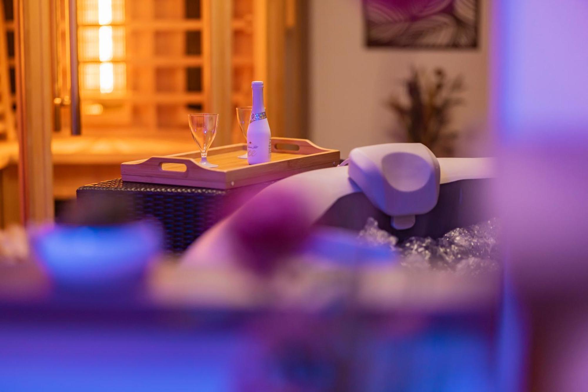 Apartmany Nezarka A Privatni Wellness Jindrichuv Hradec Εξωτερικό φωτογραφία