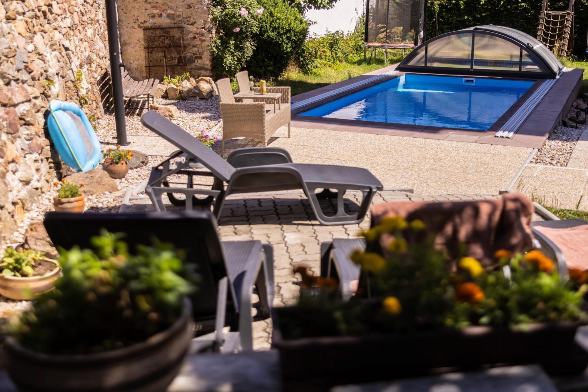 Apartmany Nezarka A Privatni Wellness Jindrichuv Hradec Εξωτερικό φωτογραφία