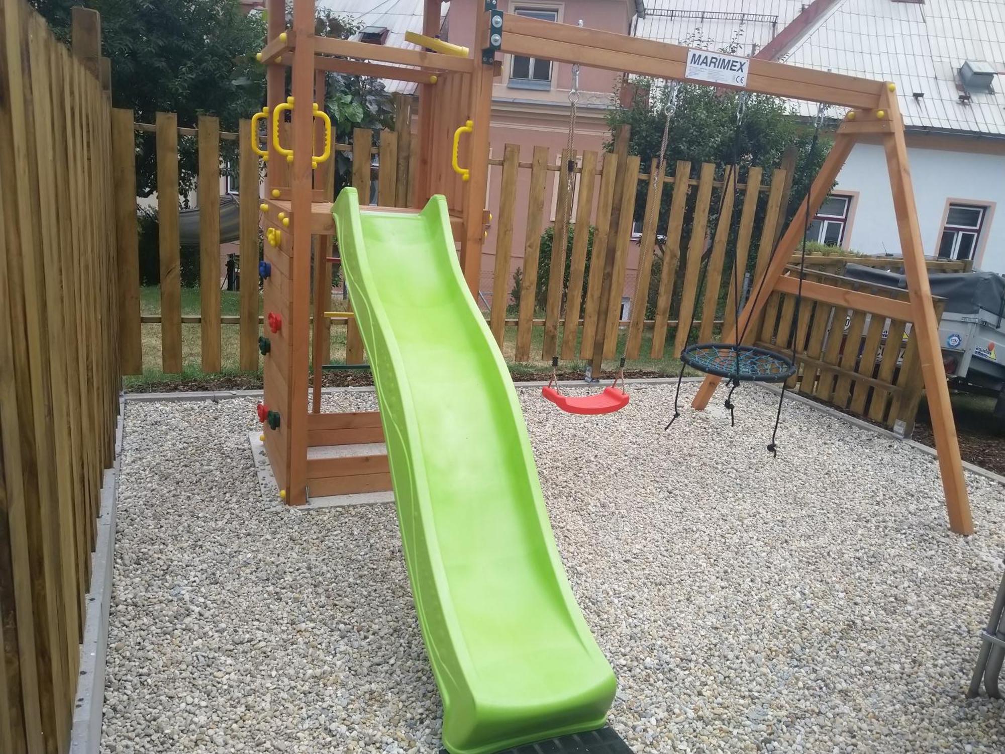 Apartmany Nezarka A Privatni Wellness Jindrichuv Hradec Εξωτερικό φωτογραφία
